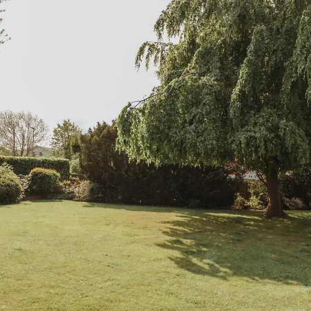 Gaestehaus Broecker 7 부숨