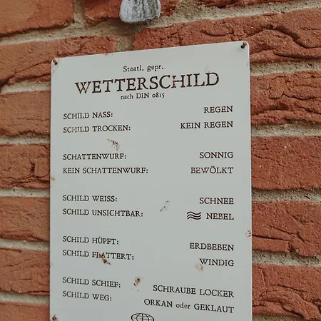 Gaestehaus Broecker 7 아파트 부숨